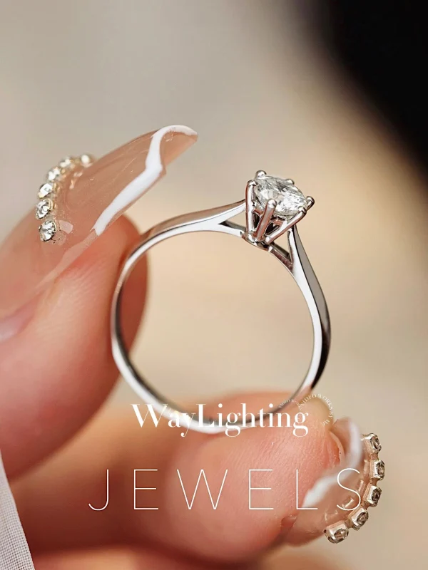 6-Claw Briliant Solitaire Diamond Ring 6-Claw Briliant Solitaire Diamond Ring