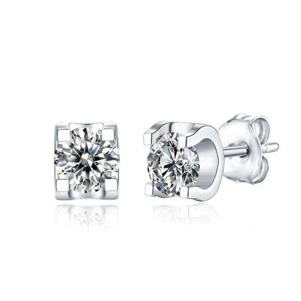 Moissanite Stud 1.0carat Round Diamond Earrings